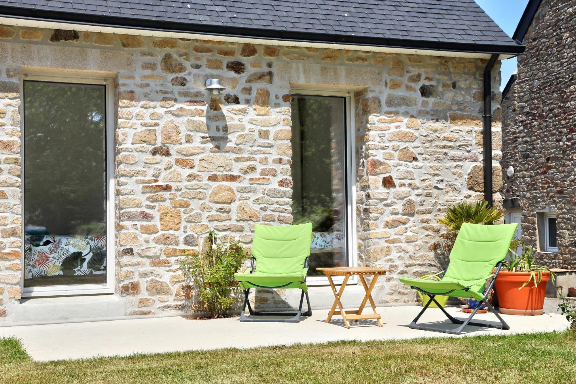 La Longere De Poulrinou Ferienhaus *